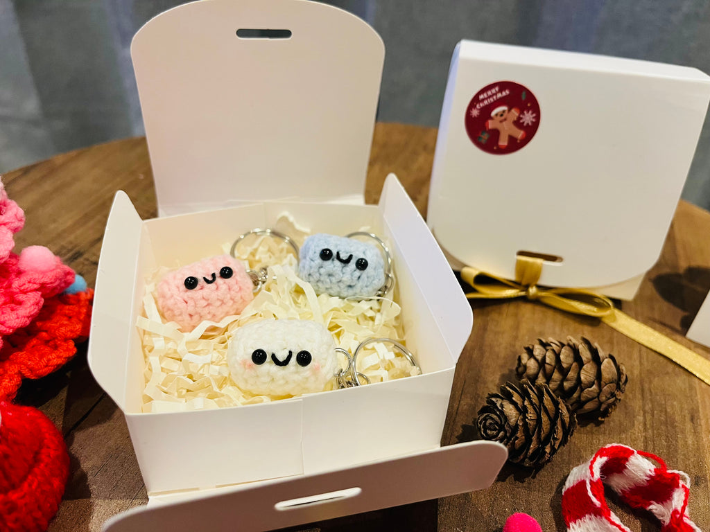 Crochet Mini Marshmallow Keyring/Cute Marshmallow Bag Charm Handmade