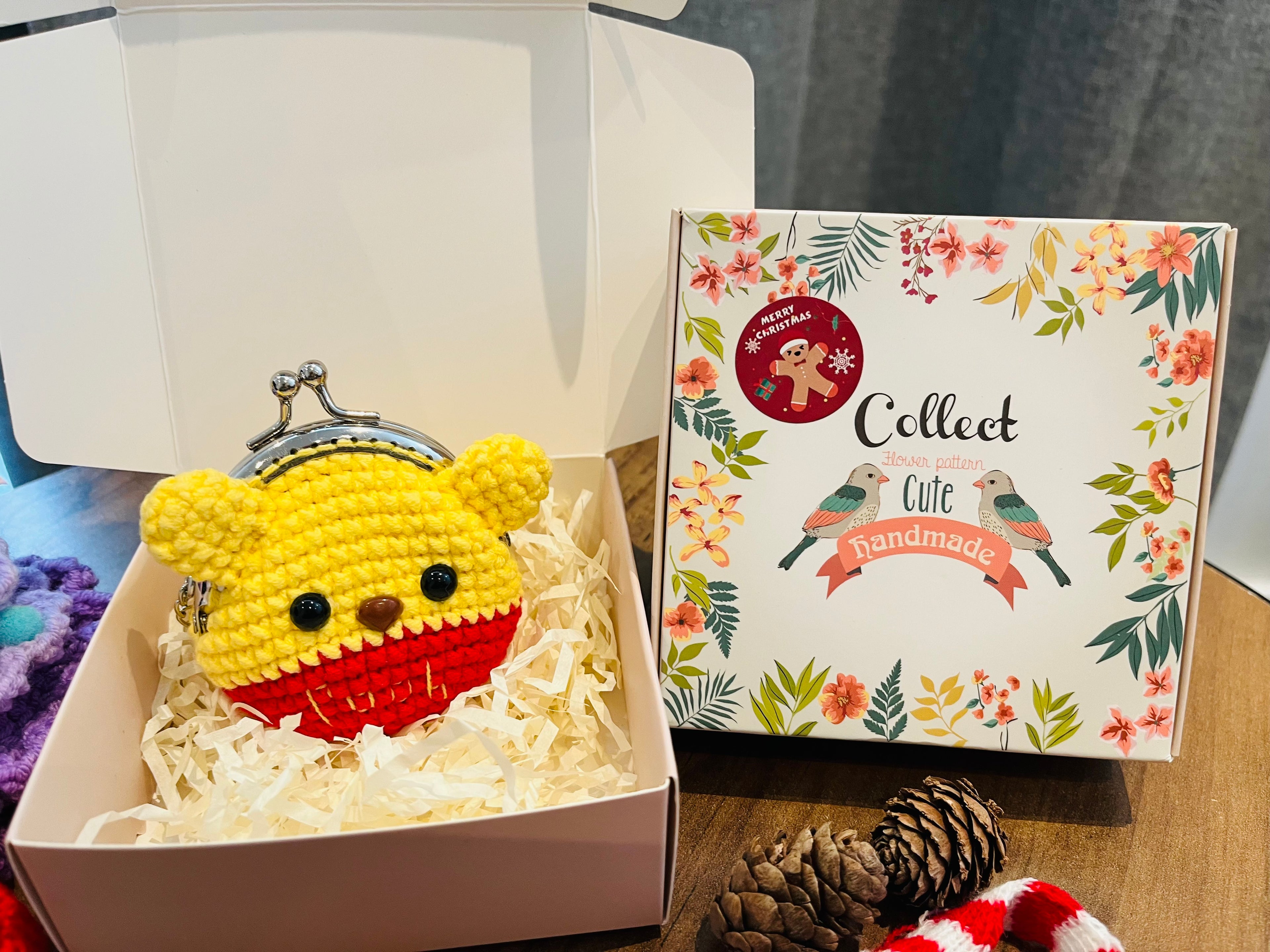 Handmade Crochet Keychain Purse I , Cute Character Keyholder, Winnie the Pooh, Mickey,  Hello Kitty, Puppy, Tiger, Cute Bag Charm