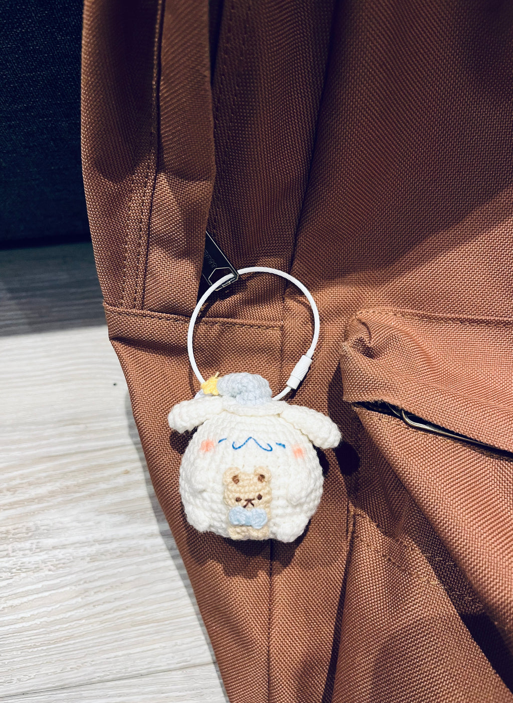 Cute Crochet Character Keyring Collection III/ Kawaii Bag Charm/Winnie the Pooh, Cinnamoroll, Capybara, Piglet, Artist Chick,Cheese Mouse, Pompompurin, Koala