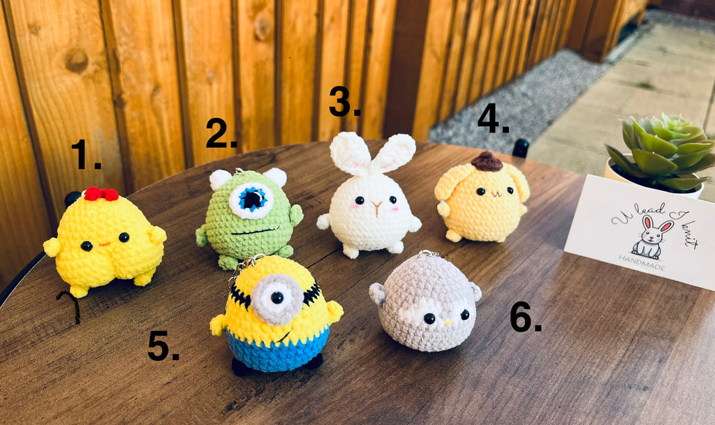Cute Crochet Character Keyring Collection I /Kawaii Bag Charm, Pompompurin / Mike Wazowski/ Minion / Penguin / Chick/ Bunny