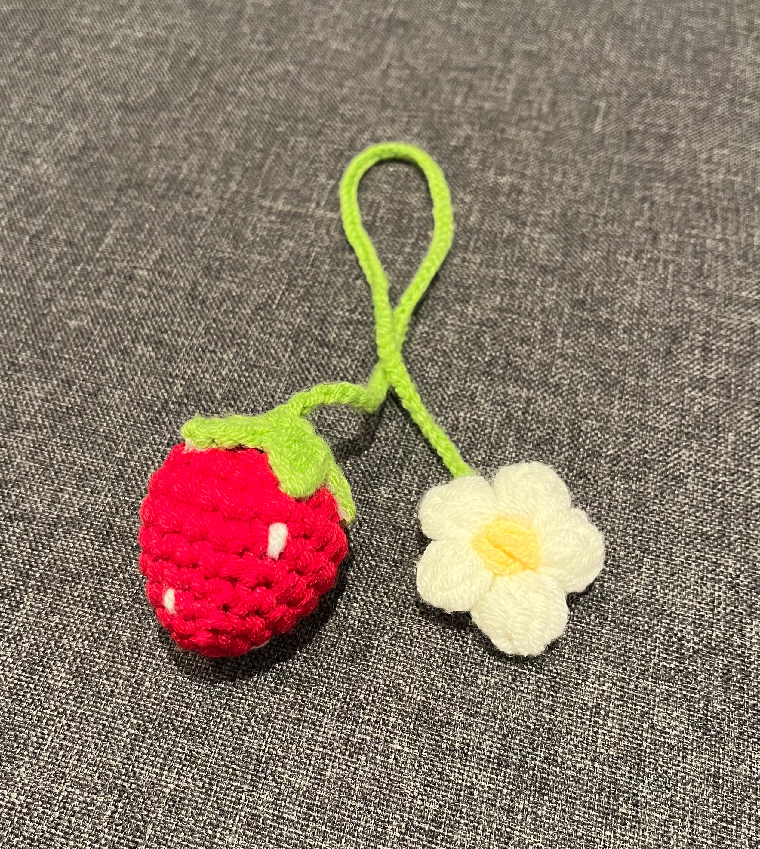Crochet Bookmark / Curtain Tieback (Multi-Functional)
Sunflower 🌻 | Red Strawberry 🍓 | Pink Strawberry 🍓💗