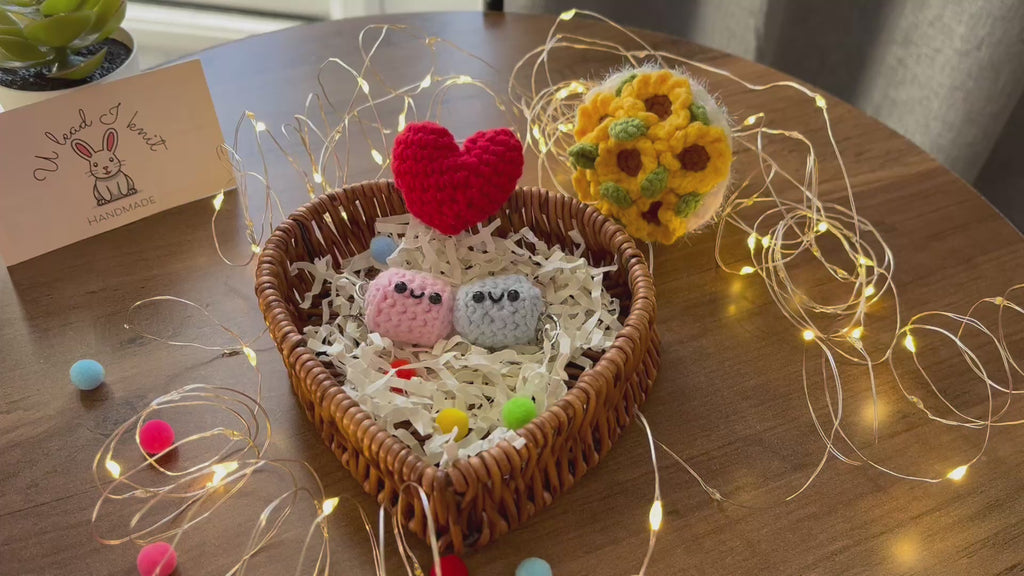 Magnetic Crochet Marshmallow Keychain Set, Couple Keychains, Valentine’s Day Gift, Handmade Cute Bag Charm, His and Hers Gift