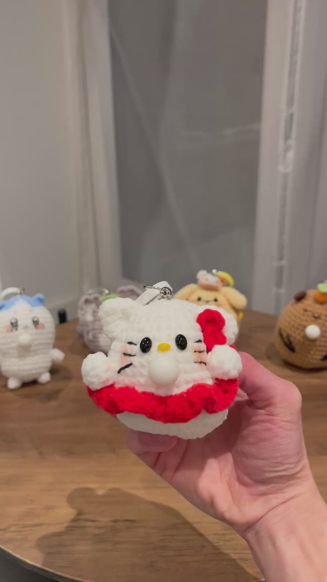 Crochet Chubby Squeeze Keychain I (Pompompurin, Chiikawa, Totoro, Hello Kitty) Interactive Squishy Toy | Handmade Gift